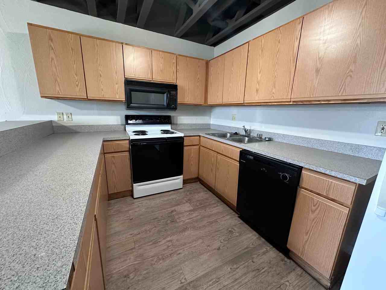 Allen Place - Photo 5 of 19