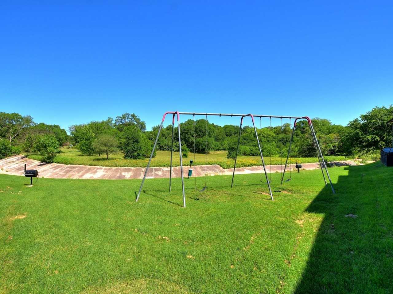 Terrain Apartments - Photo 4 of 40