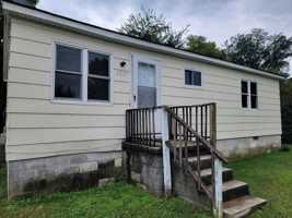 featured image of 2220 Trade St