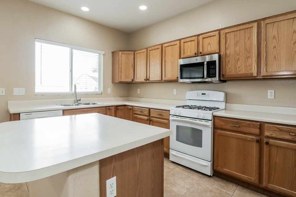 15007 S Camino Rio Puerco - Photo 7 of 17