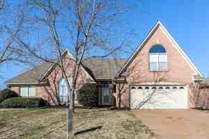 featured image of 13102 Braybourne Pl N