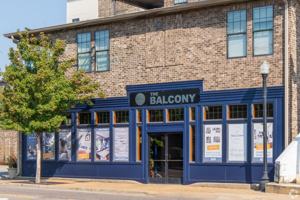 featured image of 137 E Glenn Ave