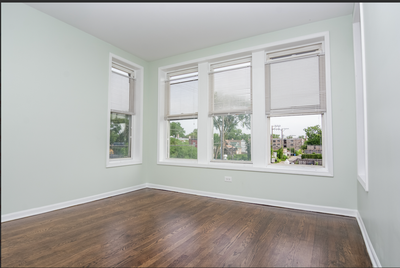 125 E 71st St (NEW) - Photo 4 of 6