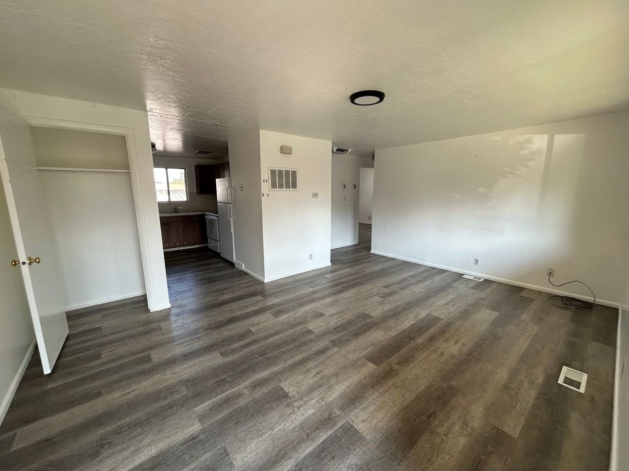 1436 South 320 East - Photo 2 of 8