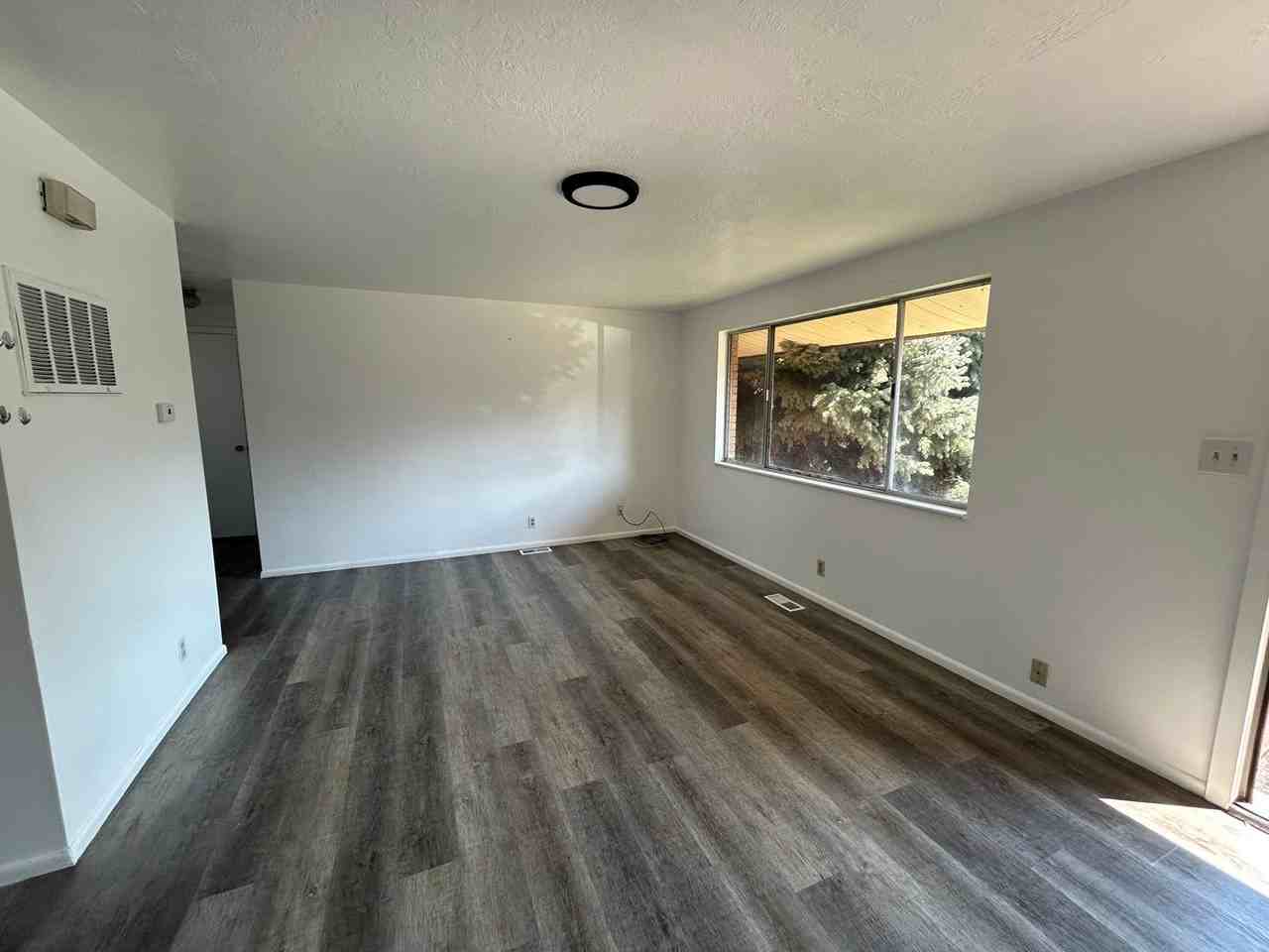 1436 South 320 East - Photo 3 of 8