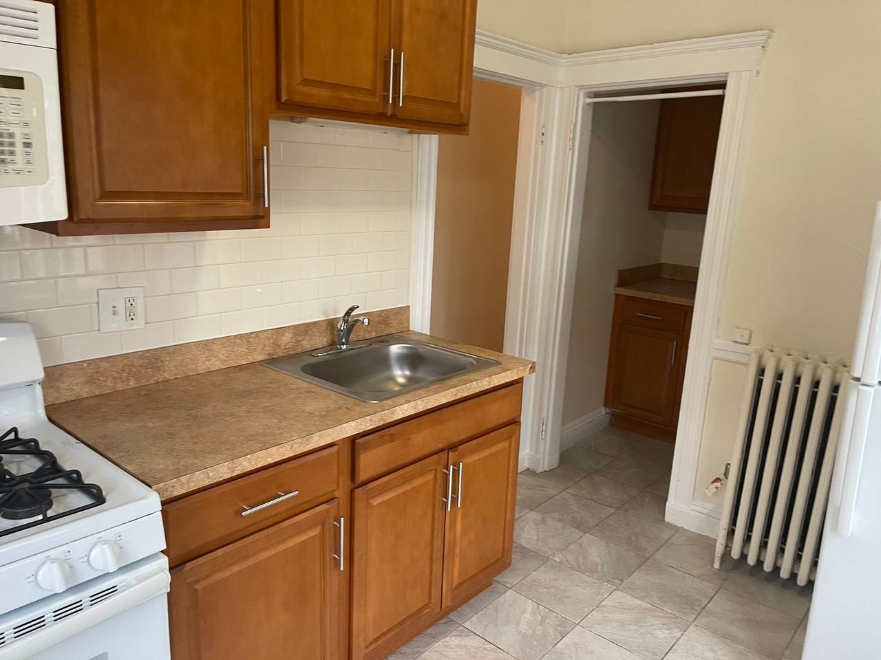 131 Washington St - Photo 6 of 7