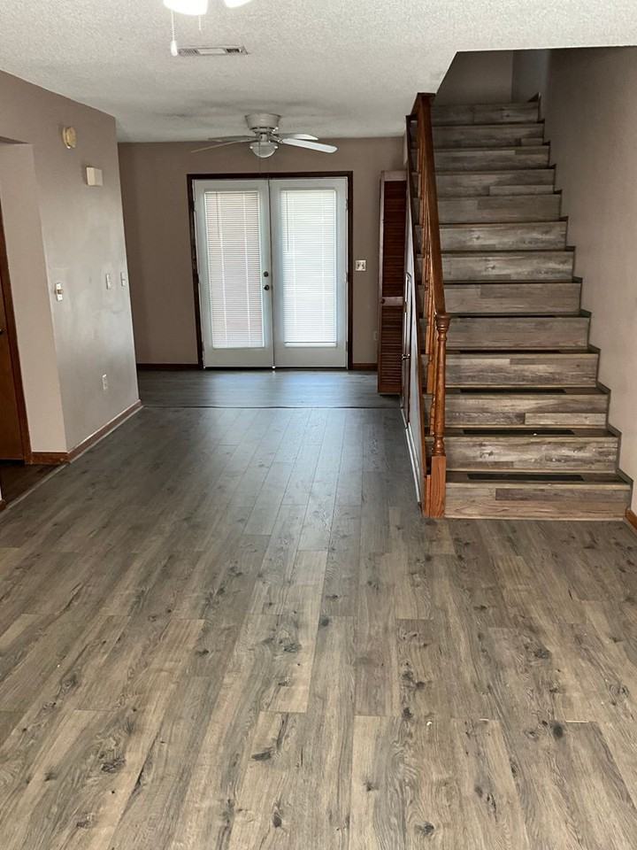 2973 Kynes St Apt A - Photo 7 of 9