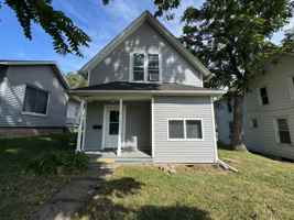 featured image of 1637 13th Ave
