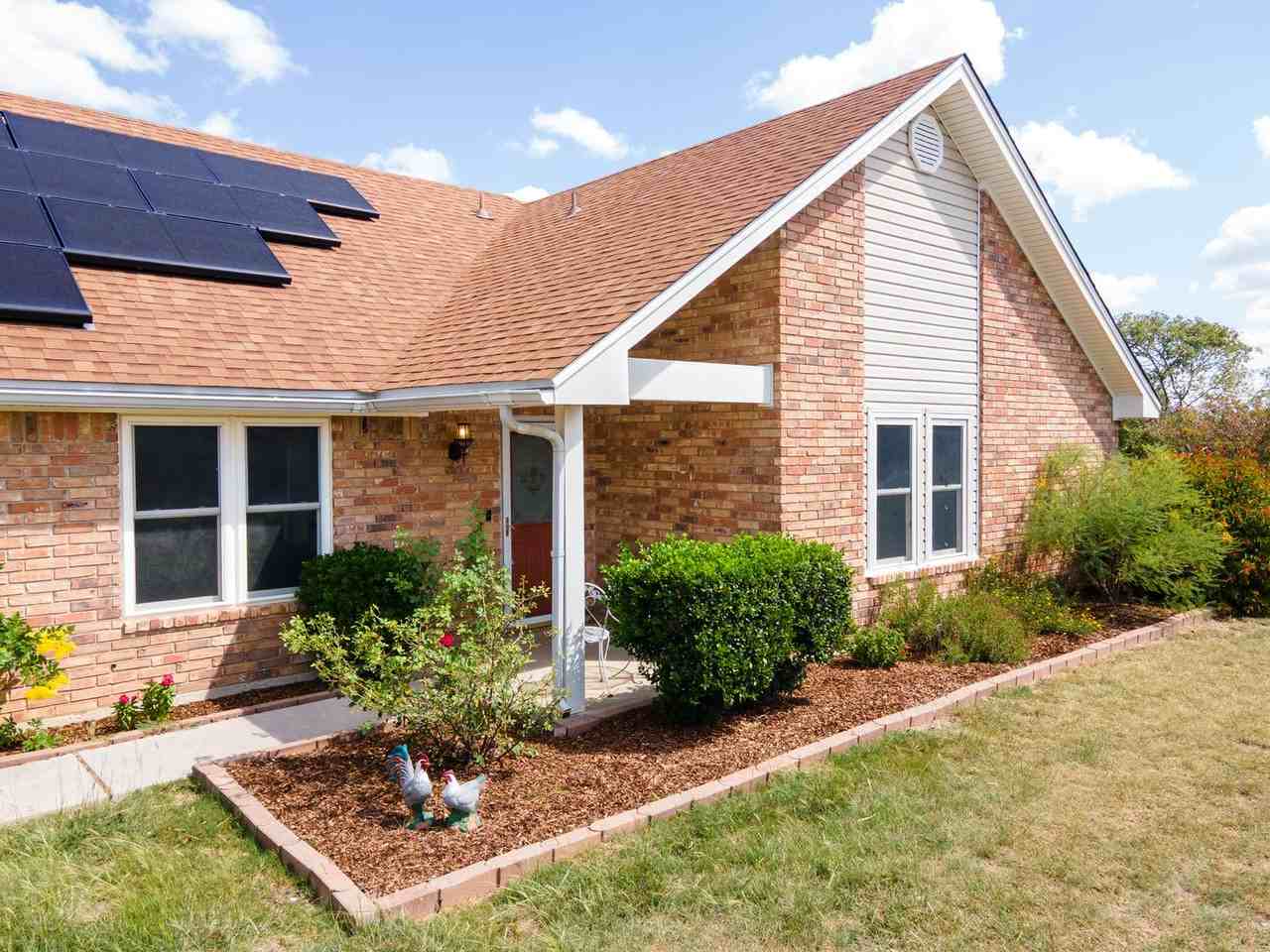 122 County Road 4936 - Photo 2 of 50