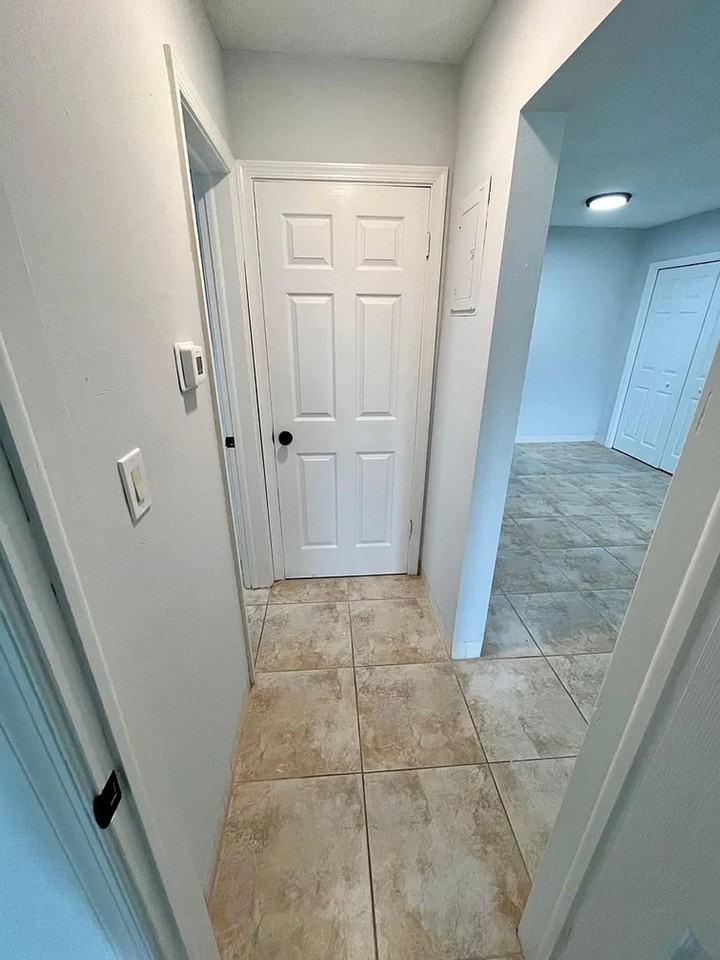 Lighthouse Points Apartments - Photo 2 of 5