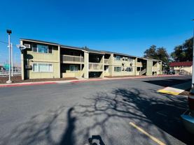 201 N 10th St #4 - Photo 1 of 1