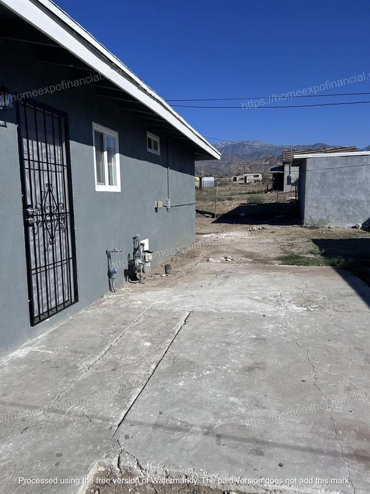 49856 Bonita Avenue - Photo 2 of 25