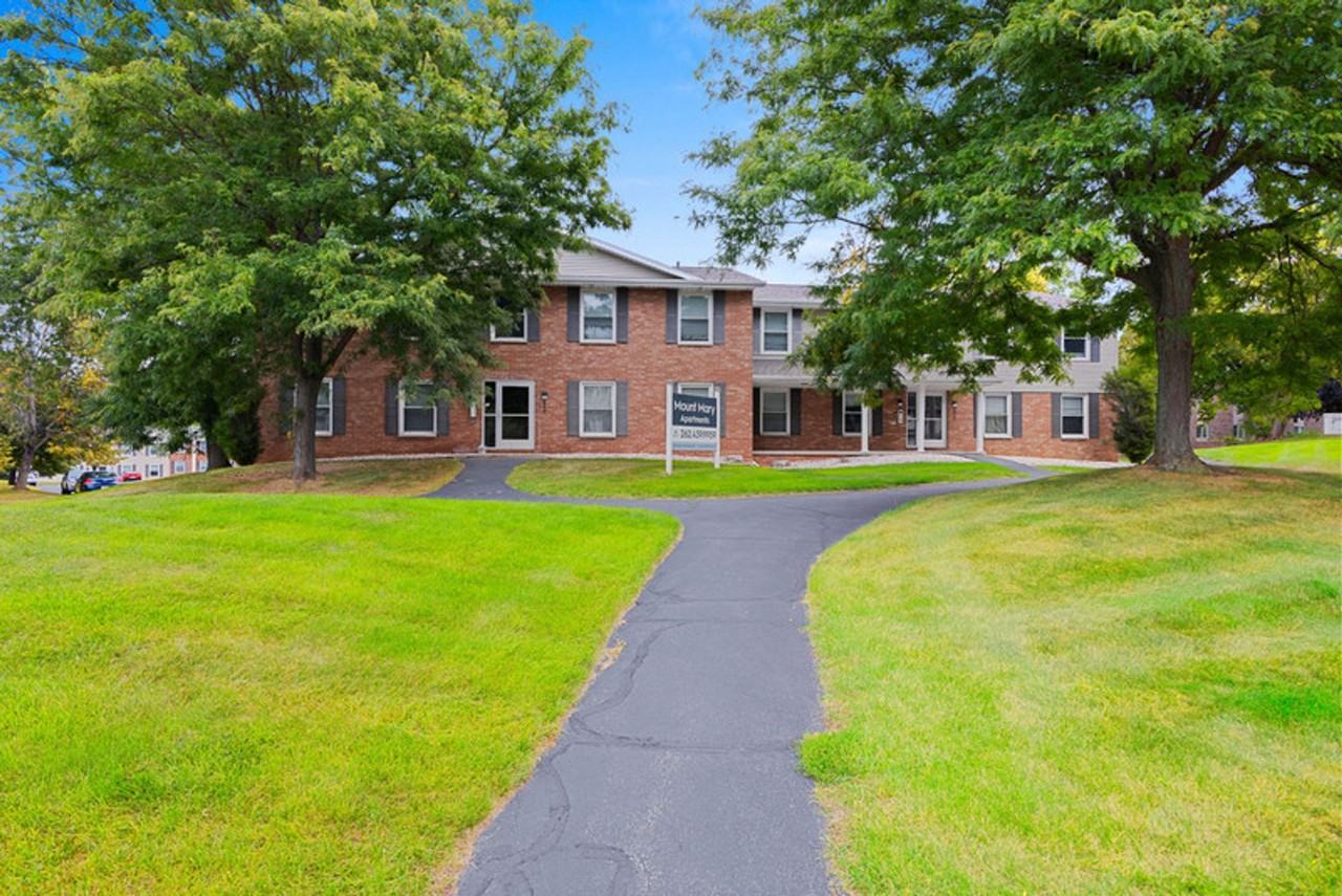 2820 Mount Mary Circle - Photo 2 of 30