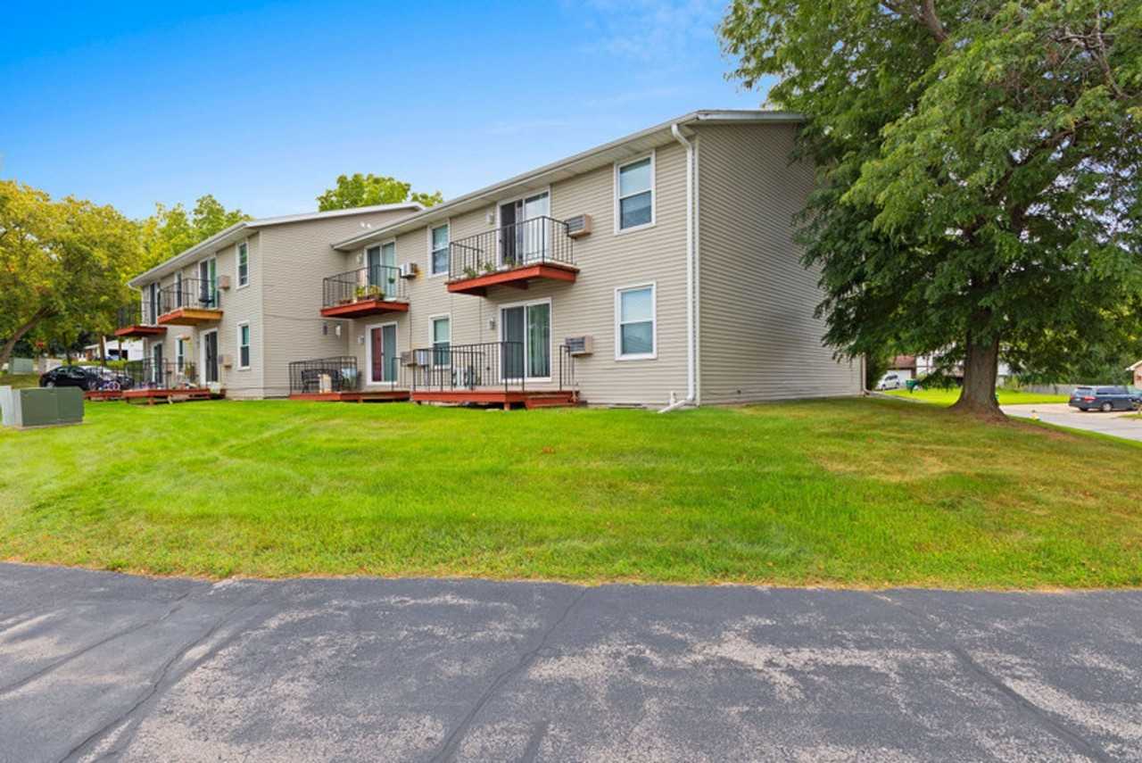 2820 Mount Mary Circle - Photo 6 of 30