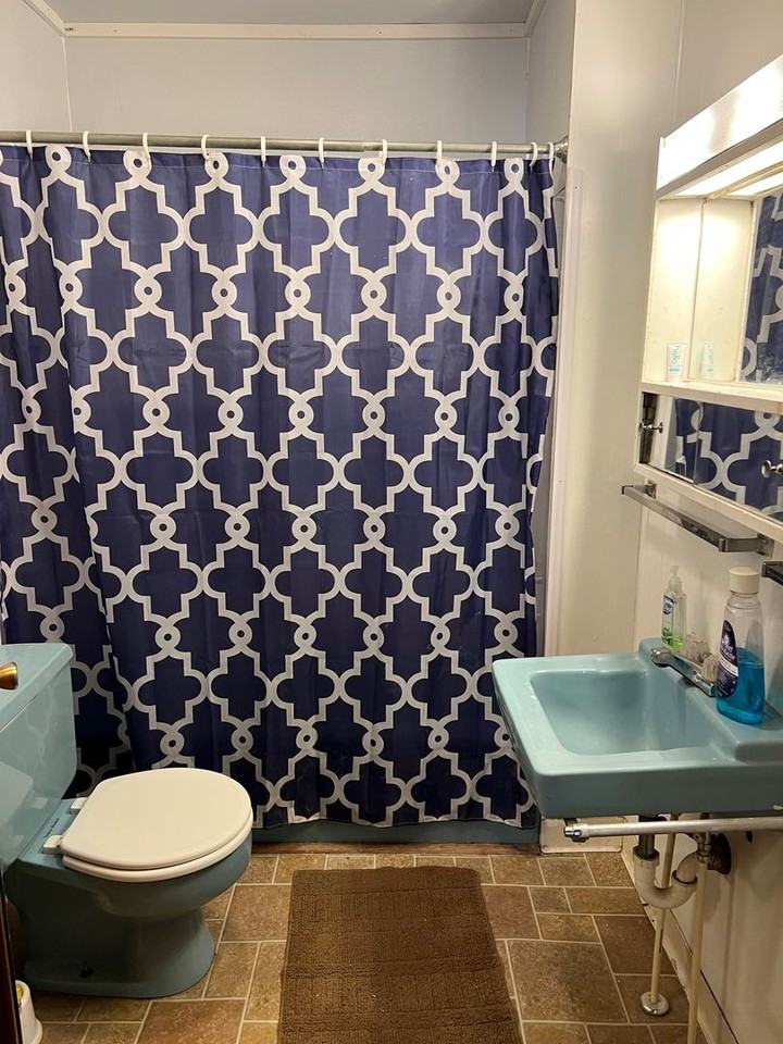 1104 S Lincoln St - Photo 3 of 13