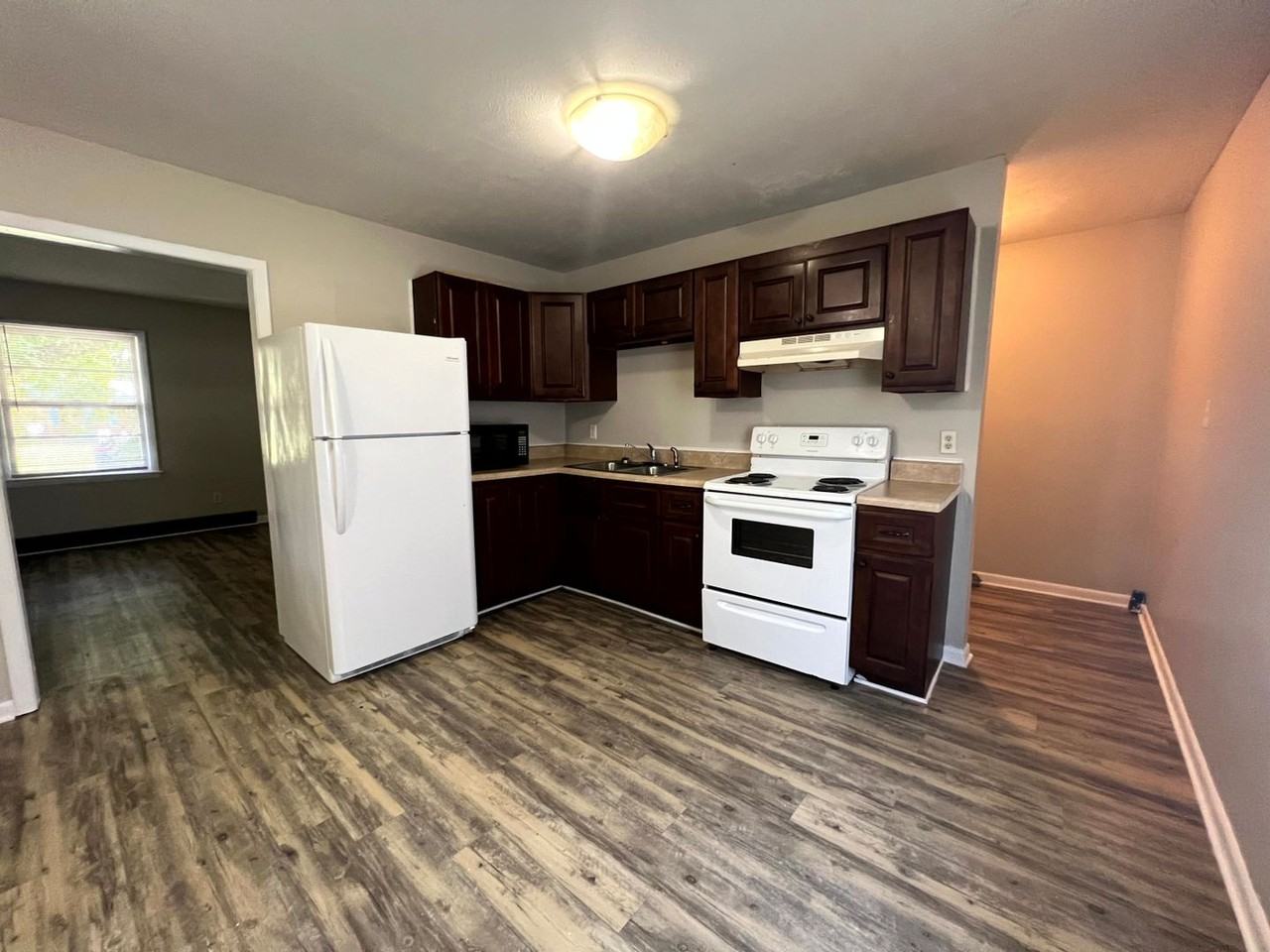 6593 Stillwater Dr - Photo 3 of 14
