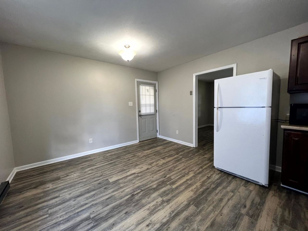 6593 Stillwater Dr - Photo 4 of 14