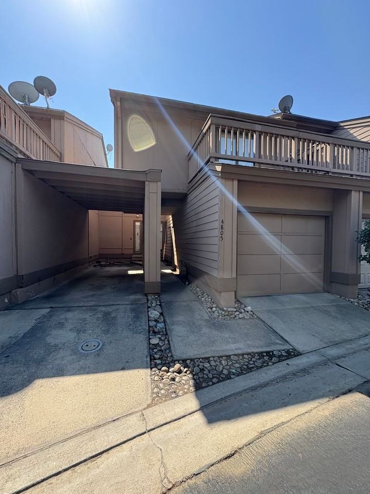 4805 West Iris Avenue