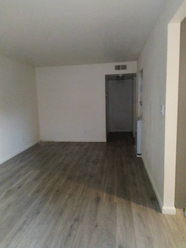 Do Not Disturb Tenants - Photo 3 of 8