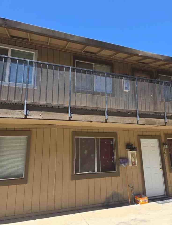 Do Not Disturb Tenants - Photo 5 of 8