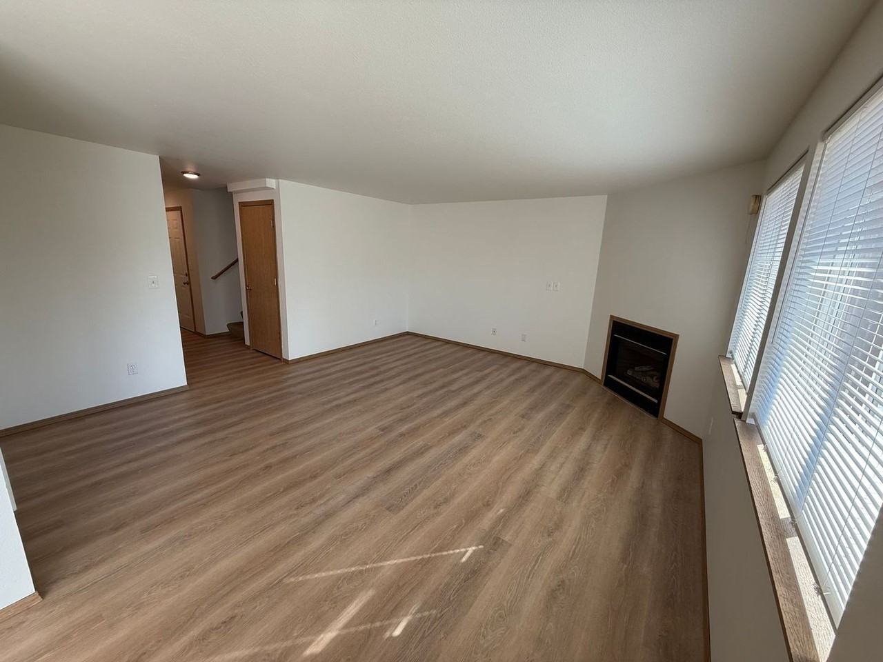 2204 168th St E - Photo 6 of 23