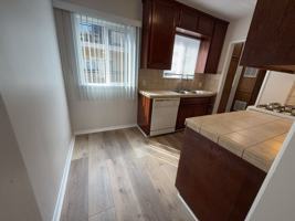 featured image of 1244 N Columbus Ave