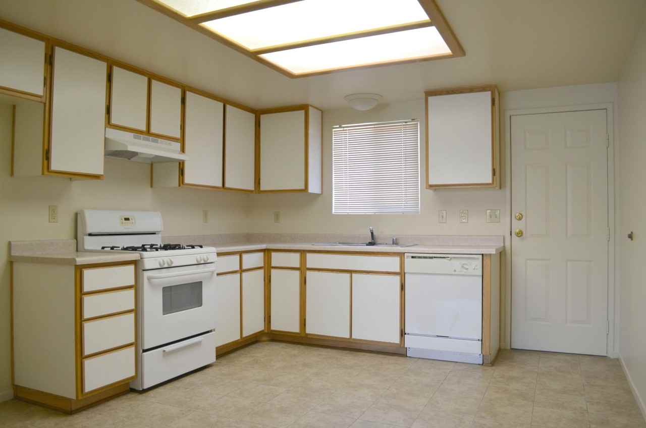 Desert Hacienda - Photo 2 of 23