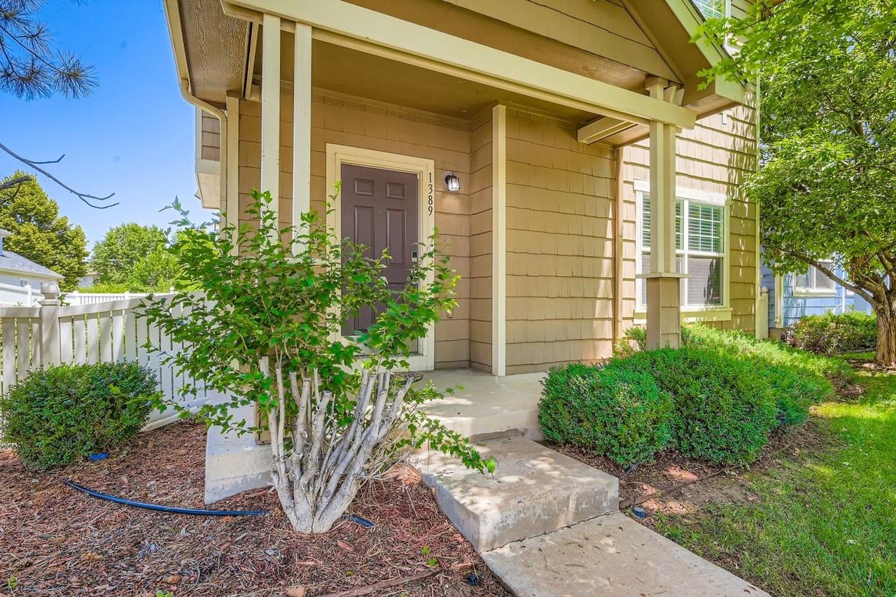 1389 S Quintero Way - Photo 4 of 31