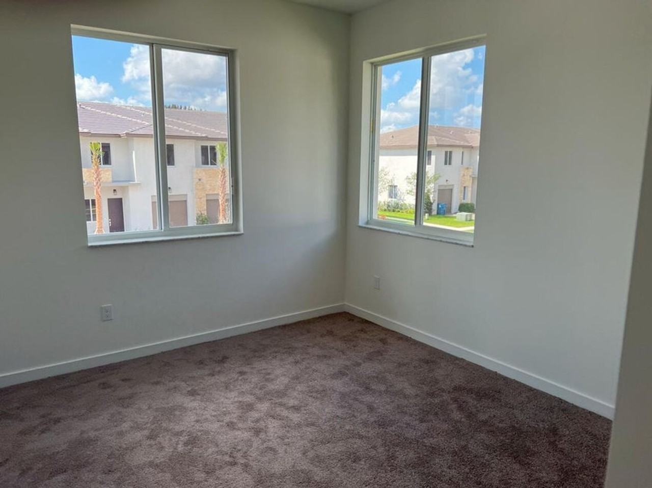 1510 Pioneer Way - Photo 7 of 10