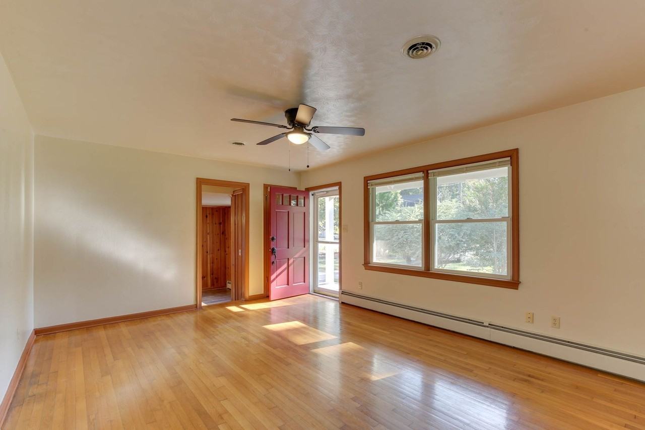 1413 Calthrop Neck Rd - Photo 7 of 29