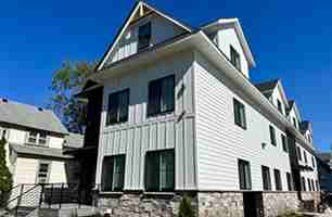 featured image of 716 12th Ave Se