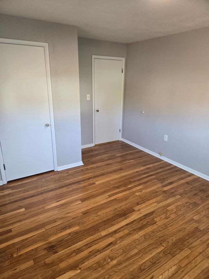 526 North 6th Avenue - Photo 6 of 20