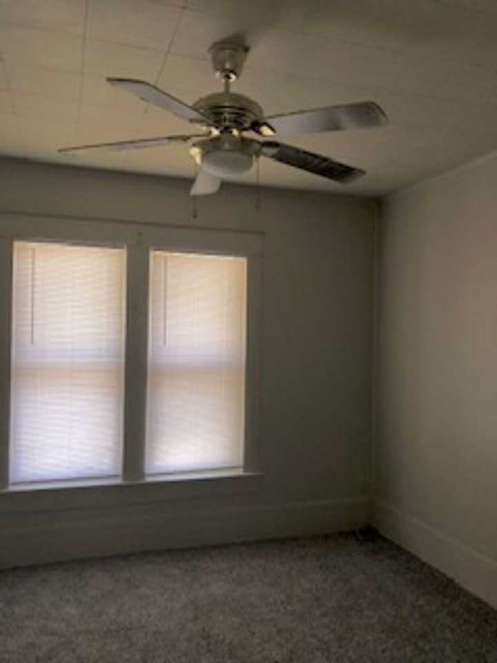 708 S 17th St - Photo 5 of 12