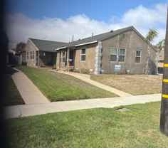 613 Acacia Ave - Photo 1 of 1