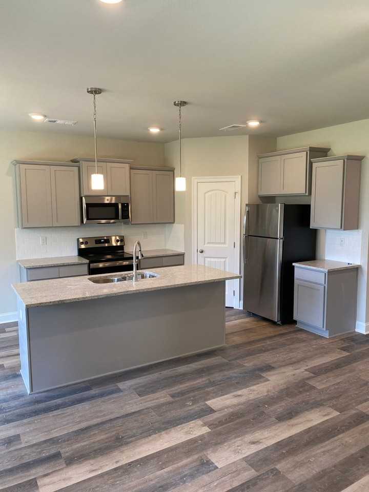 17348 Highway 442 - Photo 3 of 12