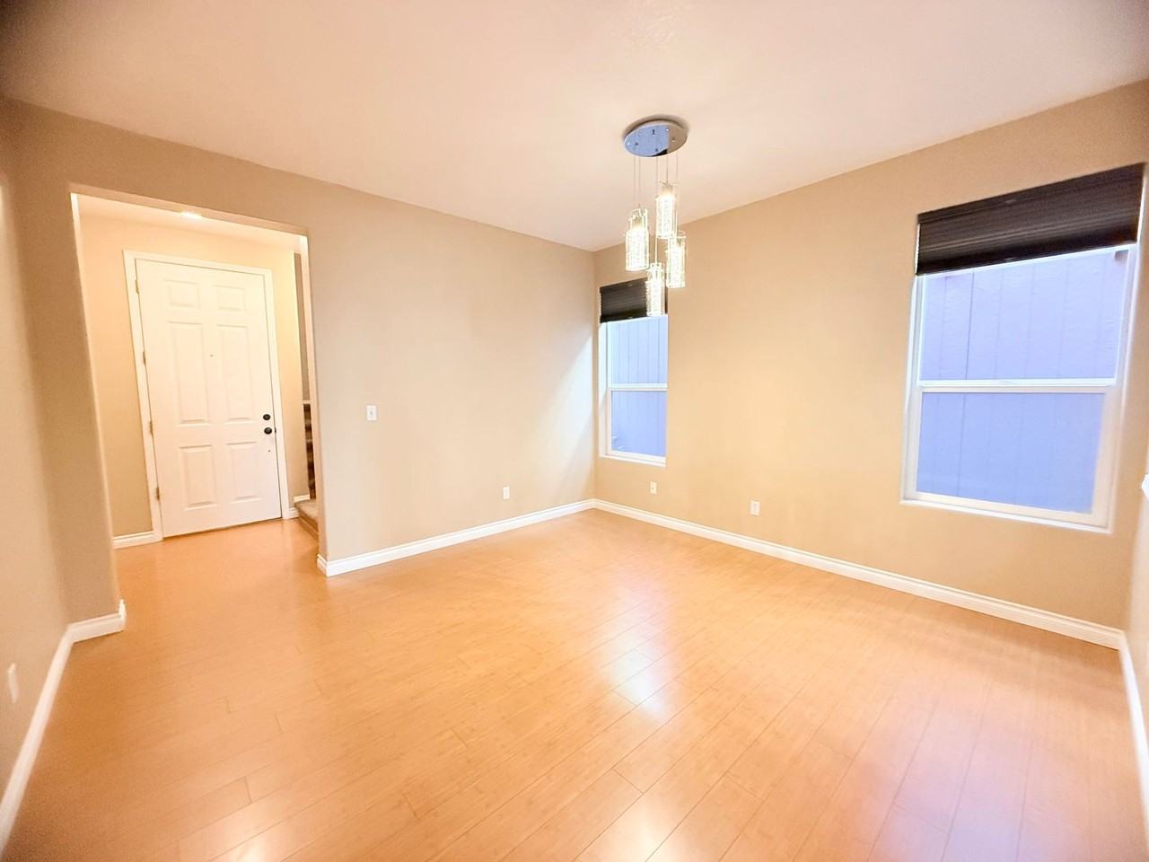 20659 Sw Gracie St - Photo 3 of 30