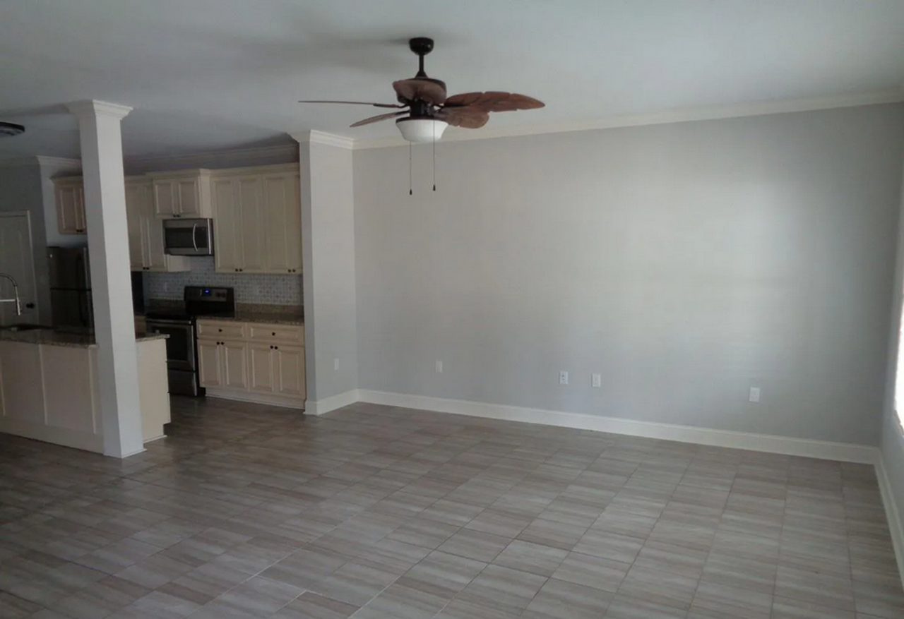 329 Countryview Cv - Photo 2 of 17