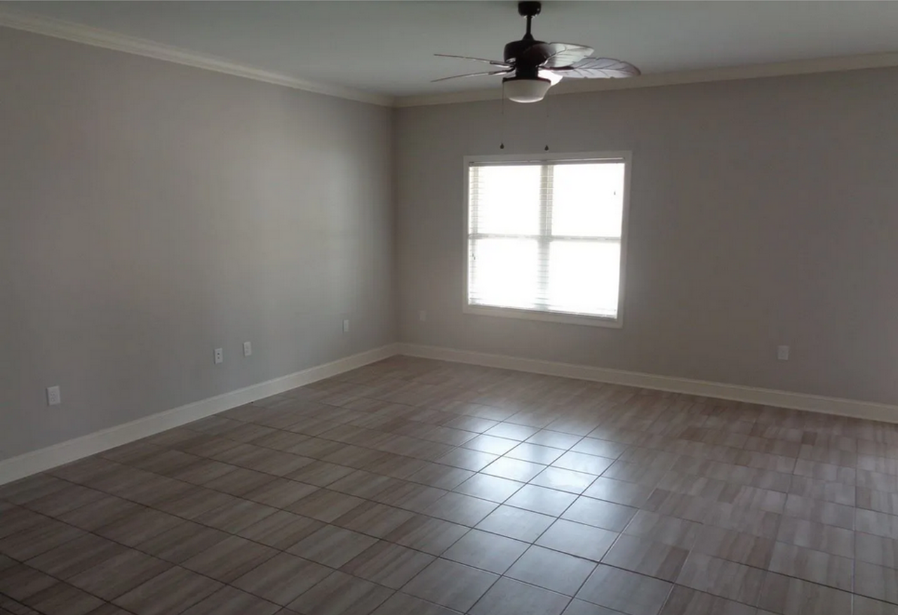 329 Countryview Cv - Photo 3 of 17