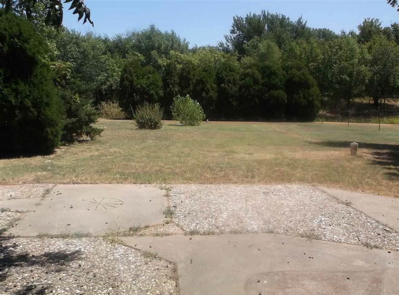 5401 Se Bishop Rd - Photo 5 of 10