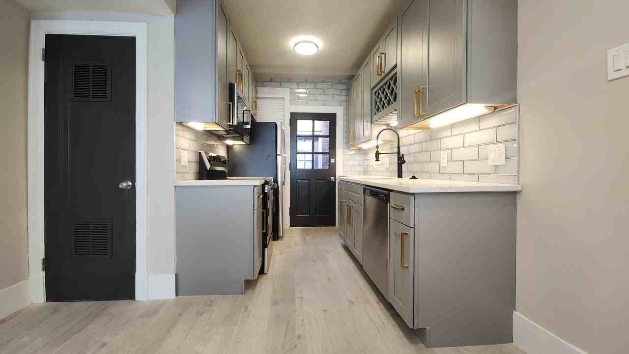 6639 Alamo Ave - Photo 4 of 12