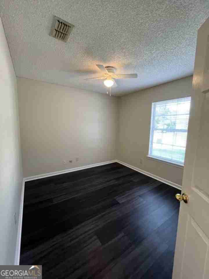 150 Sapalo Dr - Photo 3 of 21