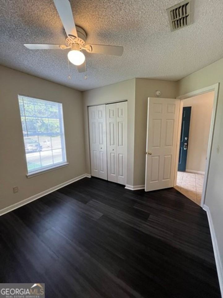 150 Sapalo Dr - Photo 4 of 21