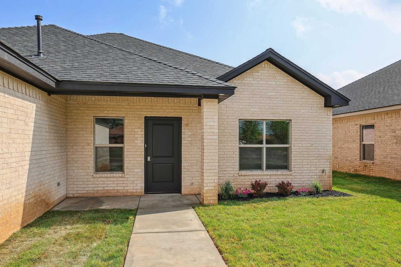 4707 Scotty Drive - Photo 2 of 26