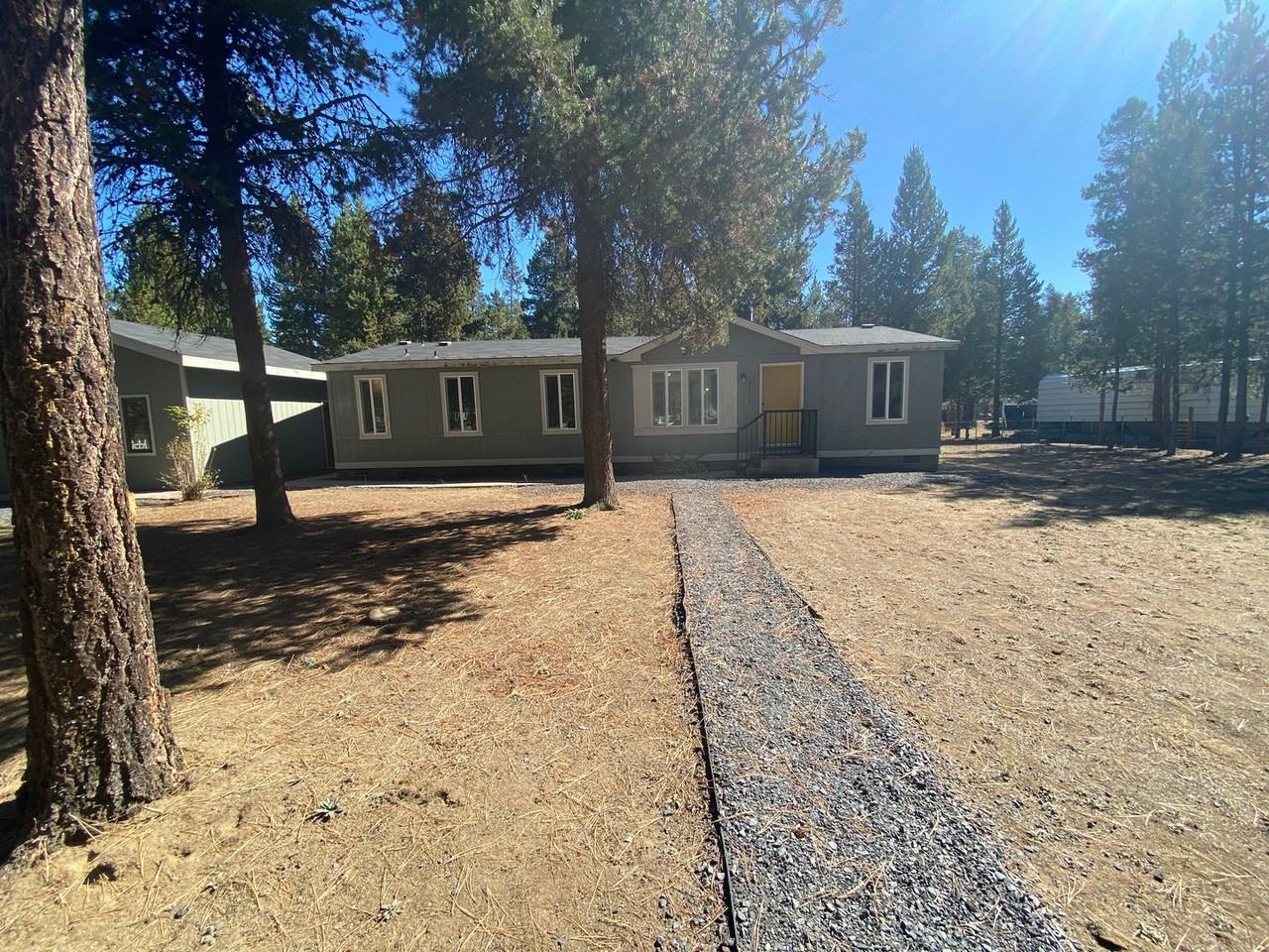 53044 Tarry Ln - Photo 3 of 39