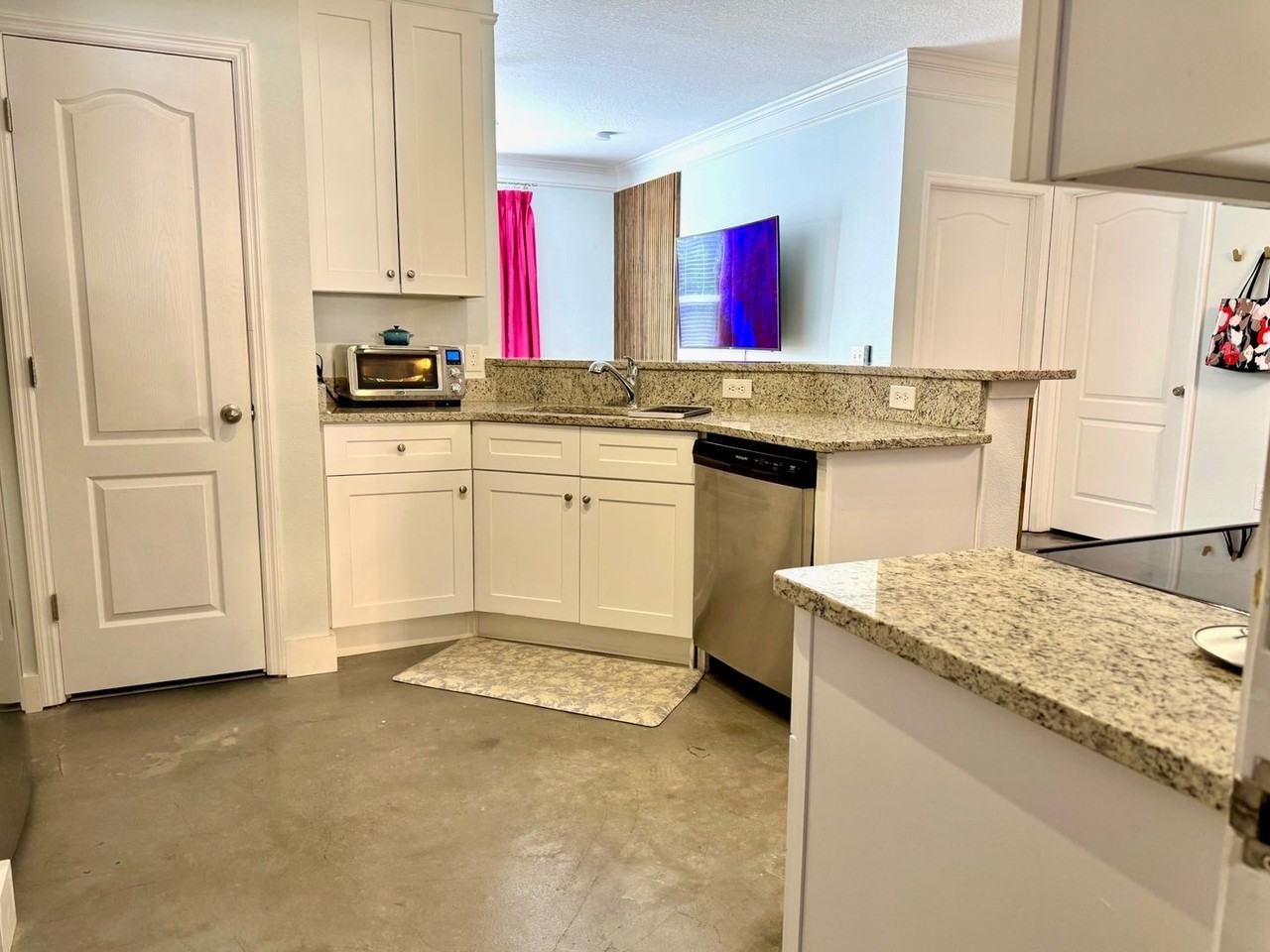 8842 Villa View Cir #108 - Photo 7 of 50