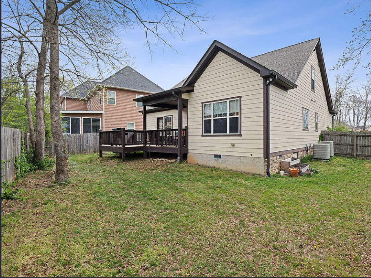 1857 Holly Oak Ln - Photo 2 of 4