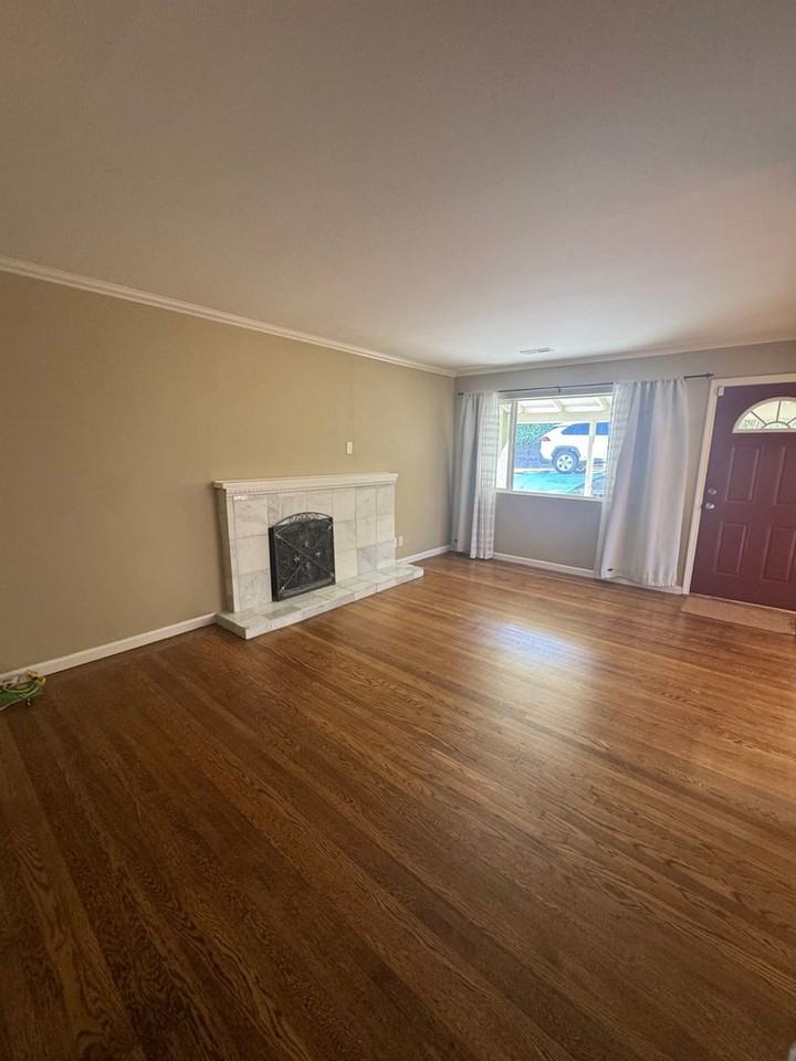 418 Beech Ave - Photo 2 of 18