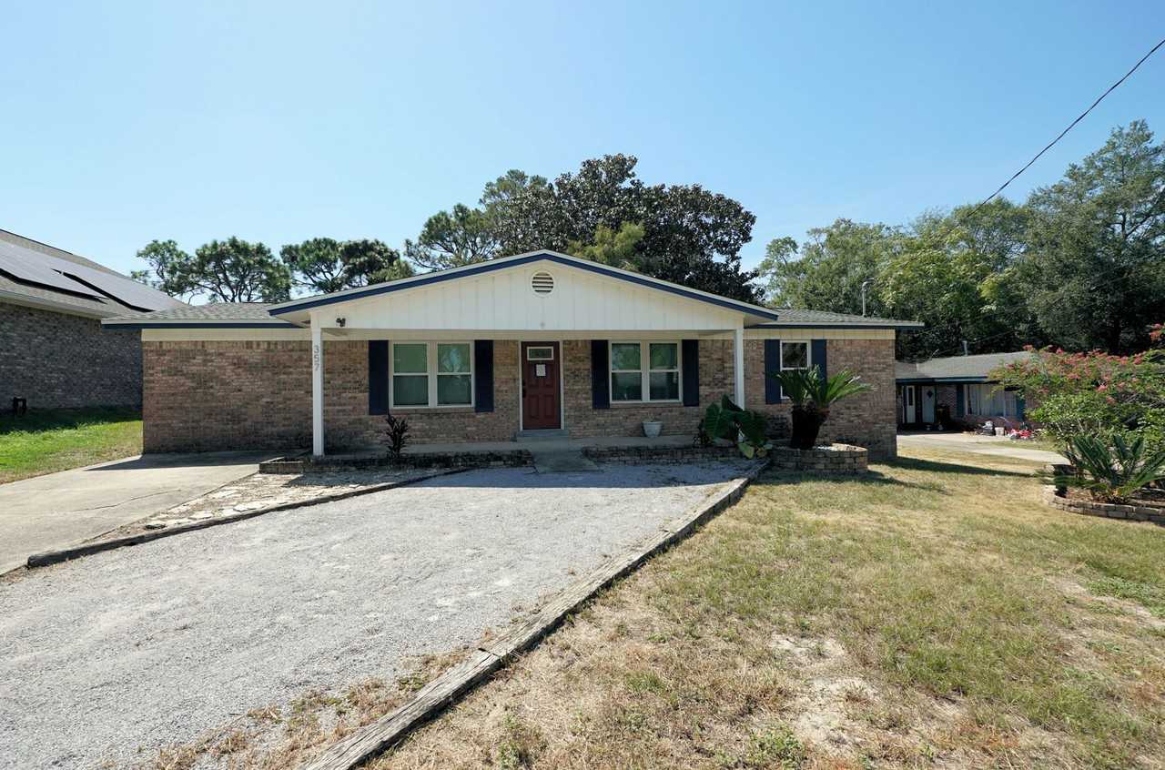 357 Lincoln Ave - Photo 2 of 35