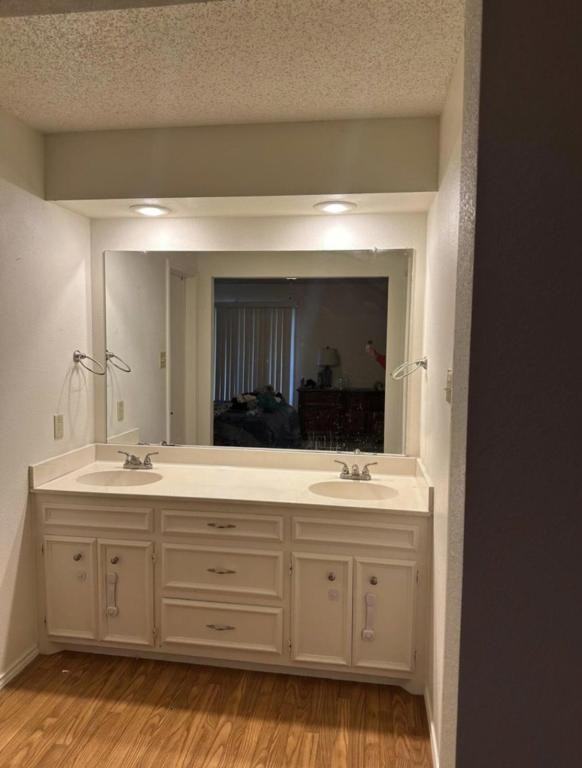 3513 103rd St - Photo 6 of 8