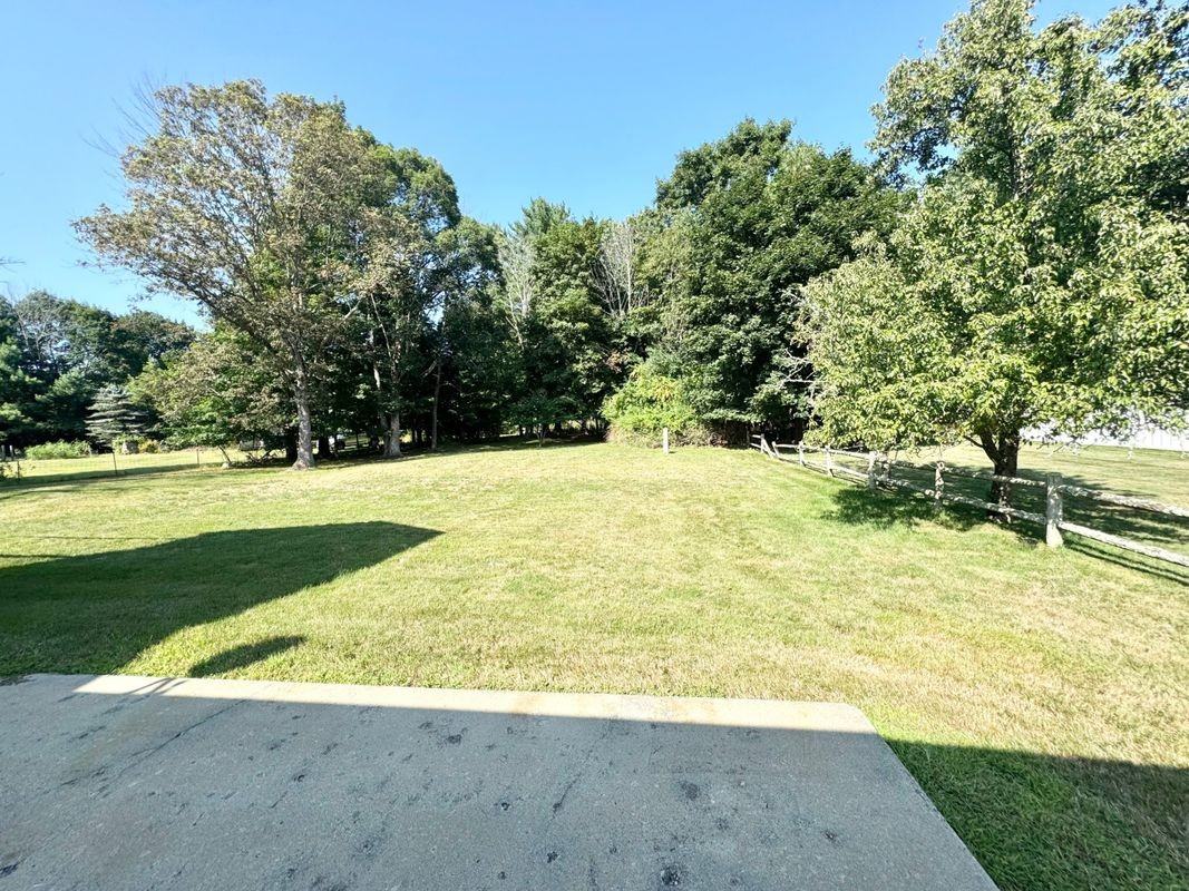 117 Randall St - Photo 3 of 8